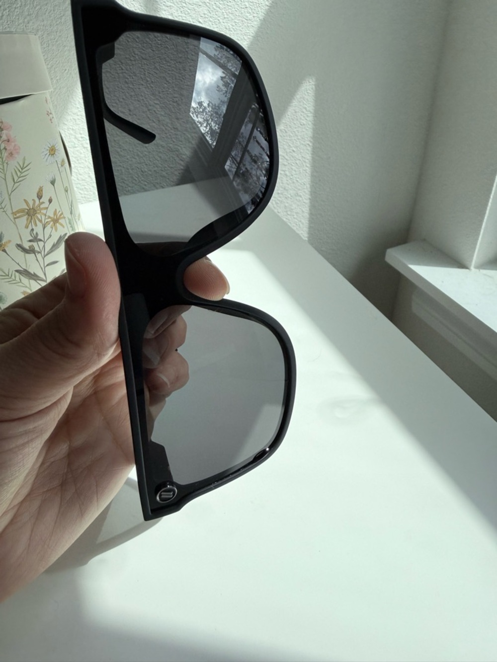 Blenders SciFi Sunglasses-Dark Flatter - Picture 8 of 12
